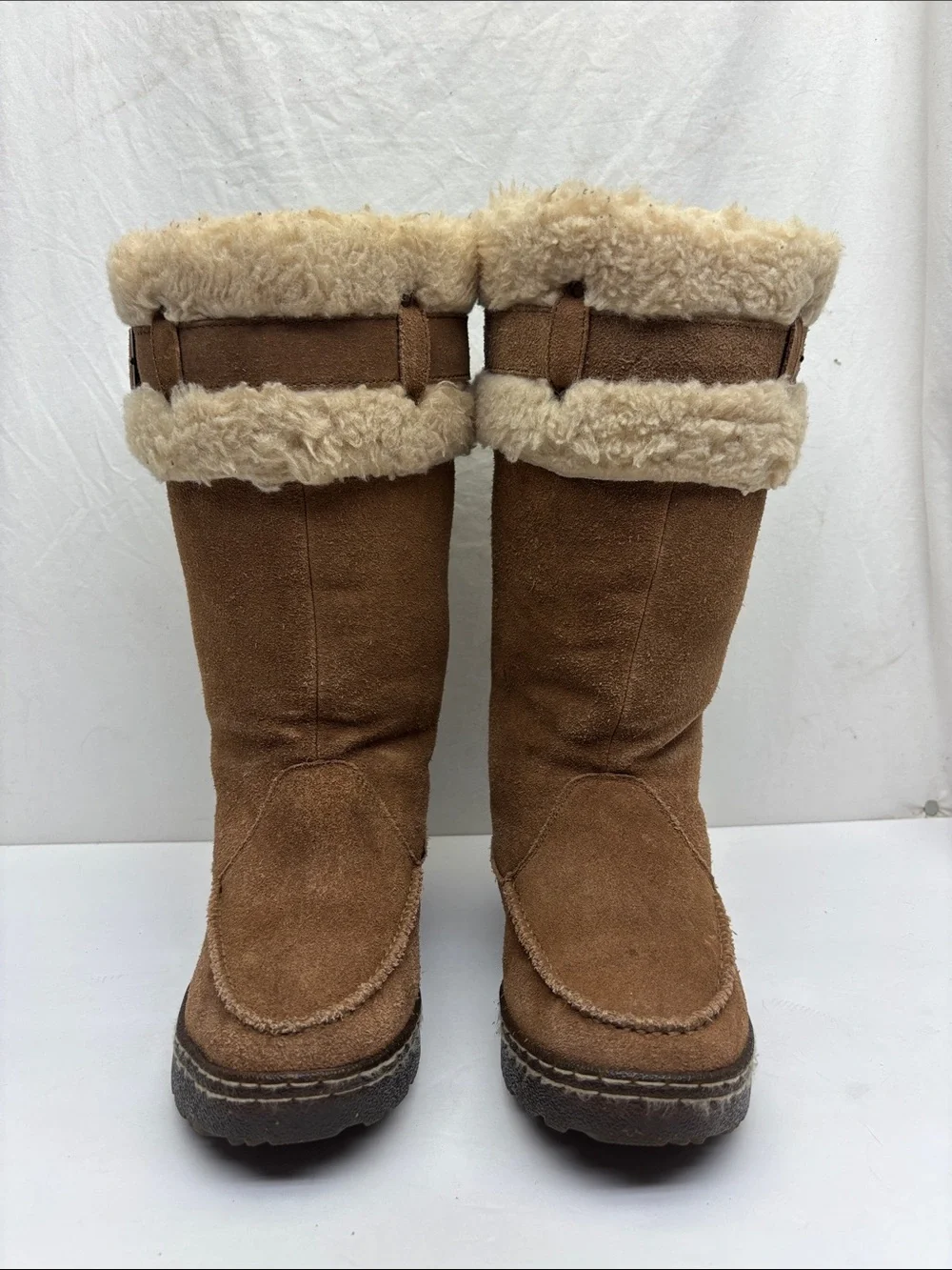 BearPaw Women's Suede Shearling-Trim Lace-Up Winter Boots, SZ 6, box 14